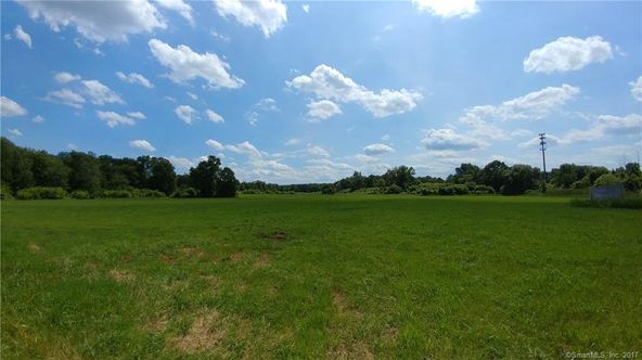 20 Oliver Rd, Enfield, CT 06082